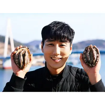 여수해남이 직접 잡은 자연산 전복 3~4미 1KG